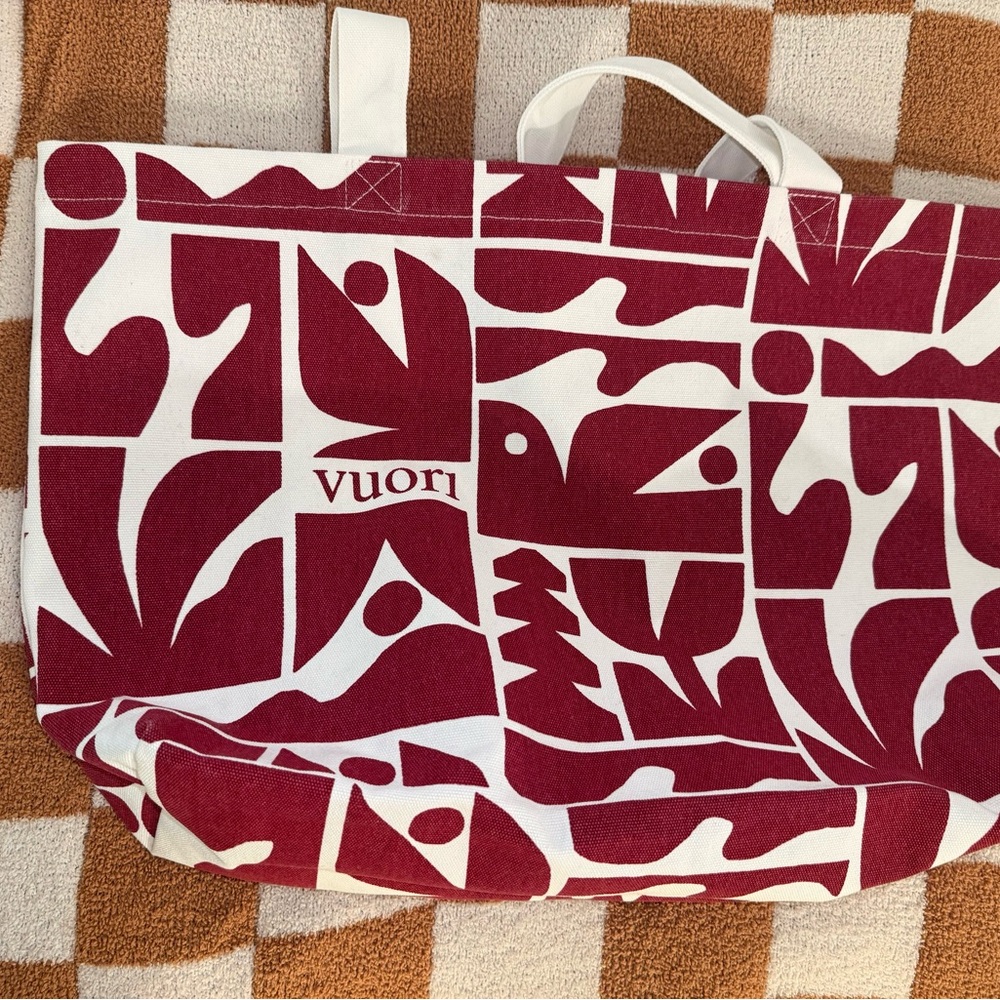 Vuori Burgundy and White Graphic Tote